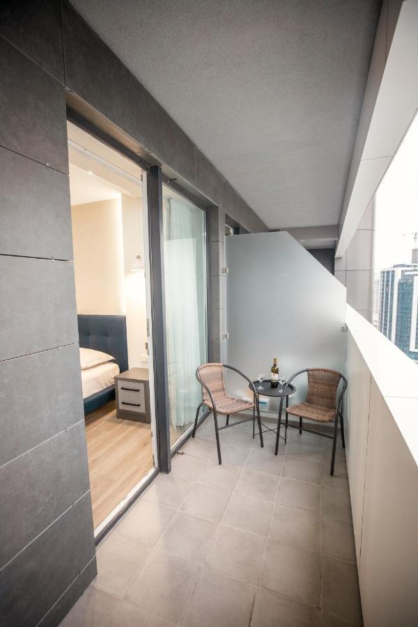 Gq Apartments On First Line Батуми Екстериор снимка