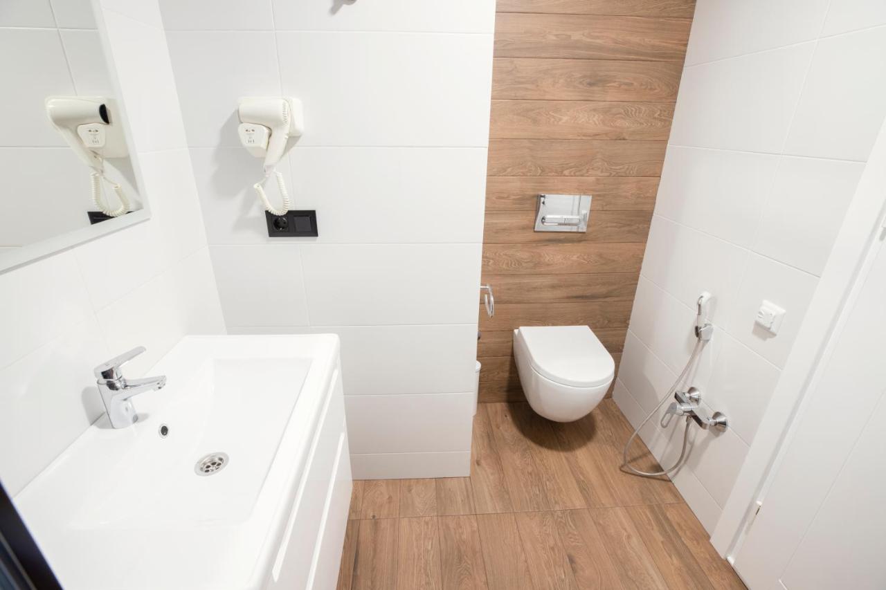 Gq Apartments On First Line Батуми Екстериор снимка