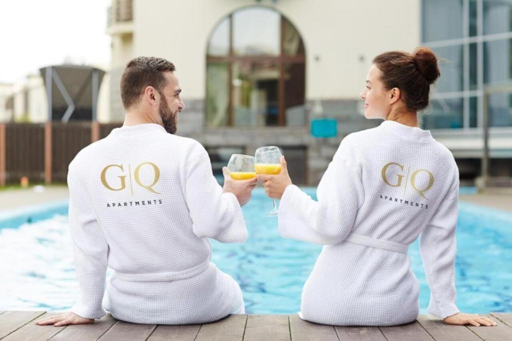 Gq Apartments On First Line Батуми Екстериор снимка